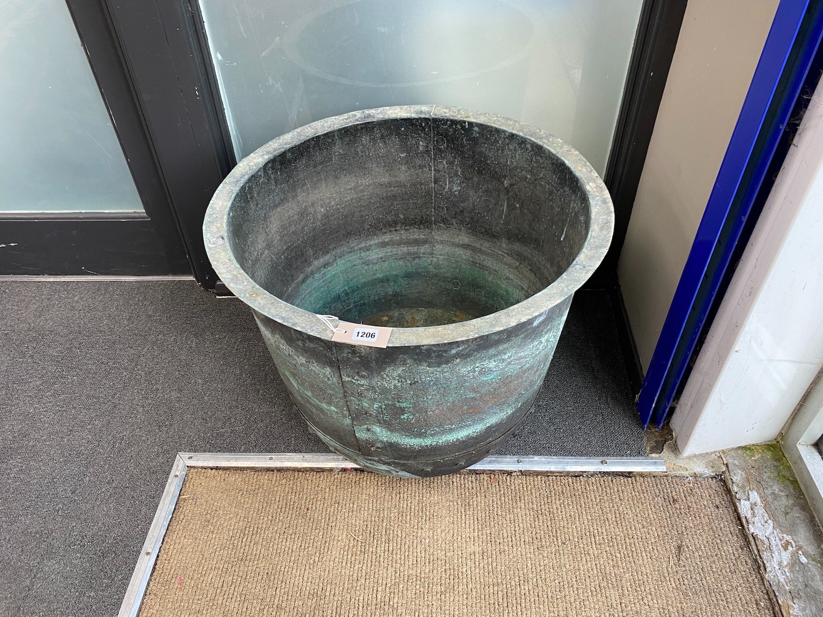 A large Victorian copper copper, diameter 64cm, height 50cm